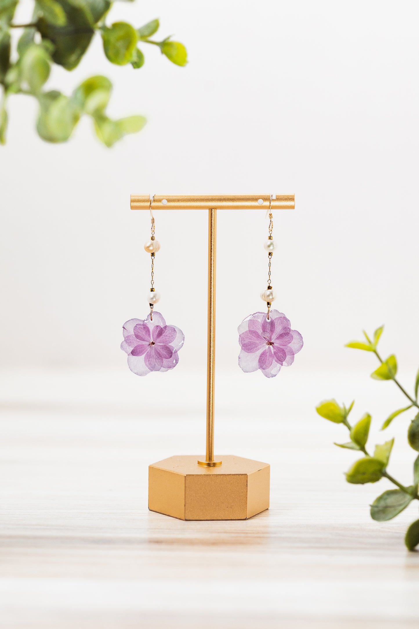 Pearl & Hydrangea Bloom Earrings